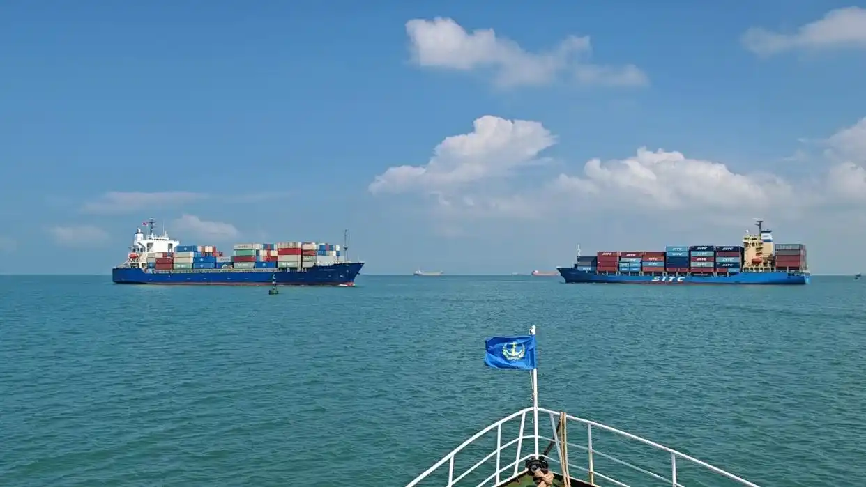 洋浦港實(shí)現(xiàn)萬(wàn)噸級(jí)船舶雙向通航，貨物周轉(zhuǎn)效率顯著提升