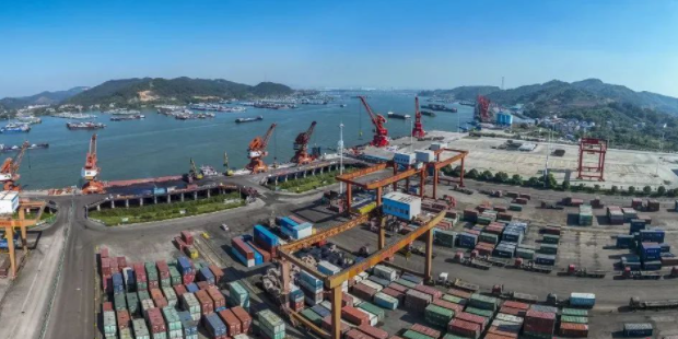 煙臺港到梧州港內(nèi)貿(mào)海運(yùn)航線增添“件改集”新模式