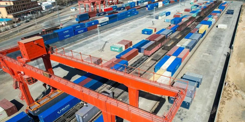 國鐵集團(tuán)聯(lián)合4家國內(nèi)海運(yùn)航運(yùn)企業(yè)開展一單制多式聯(lián)運(yùn)