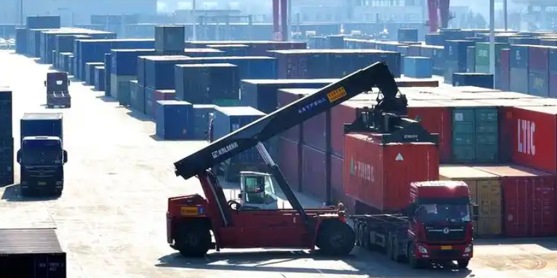 山西首趟集裝箱鐵水公聯(lián)運“一單制”專列