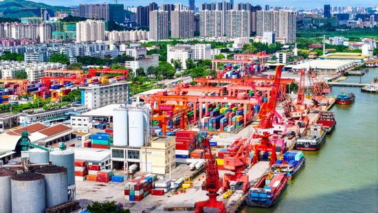 集裝箱海運價格漲價原因