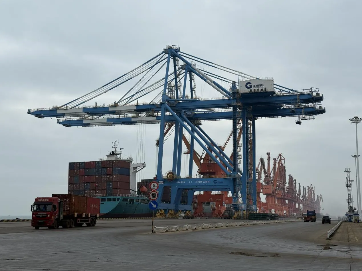 北部灣港前三季度集裝箱吞吐量穩(wěn)健增長(zhǎng)，打造高效益物流新通道