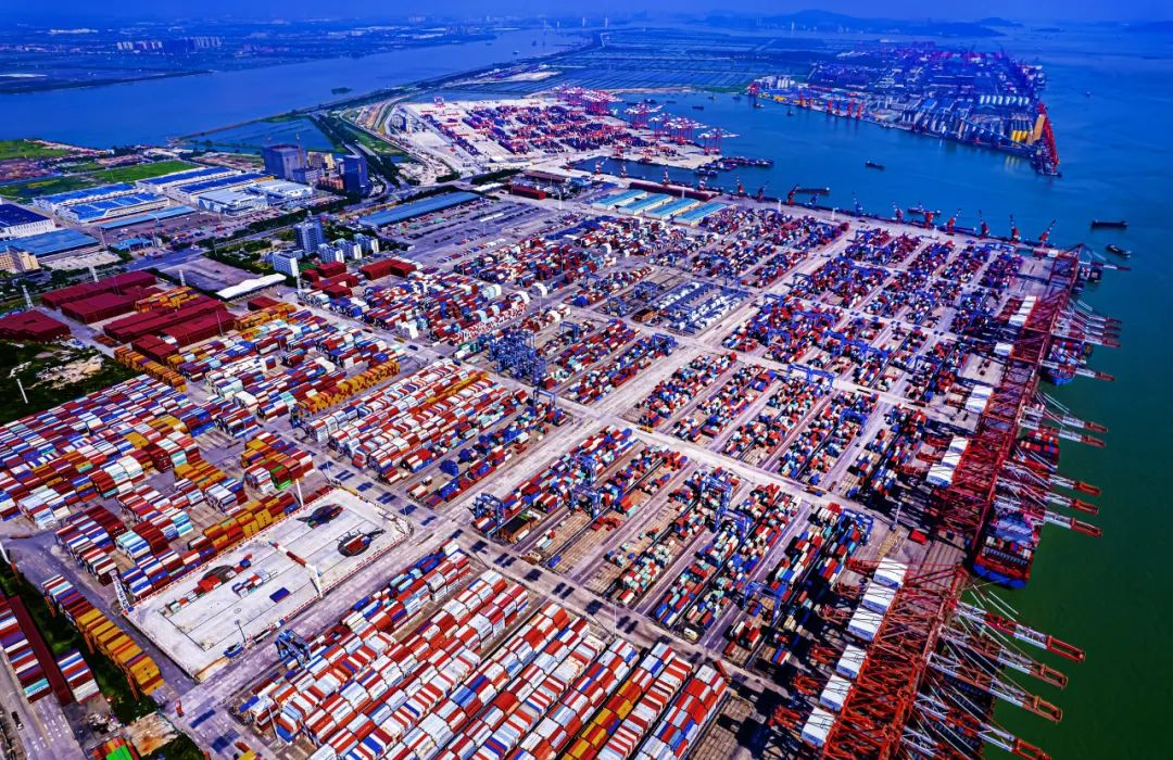 集裝箱海運航運業(yè)走向正?；牡缆菲閸绮黄? width=